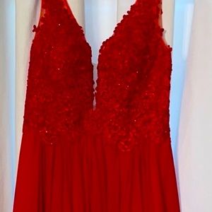 Sherri Hill short red dress